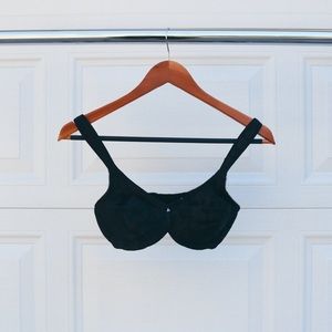 Wacoal Black Lacy Bra size 32D